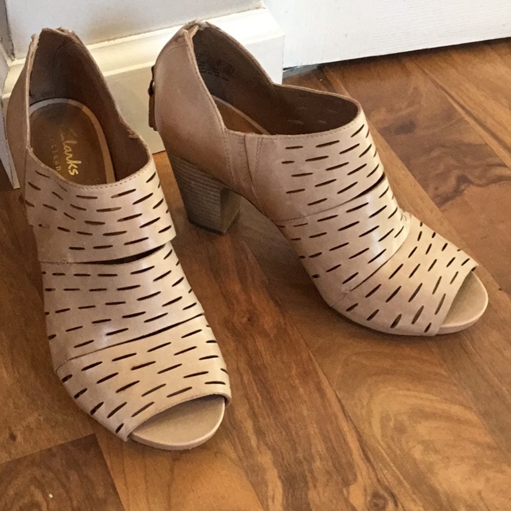 Clarks Artisan bootie: Okena Sass